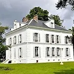 Hotel Du Chatel Les Billettes