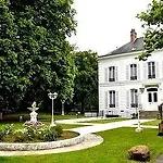 Hotel Du Chatel Les Billettes 3*