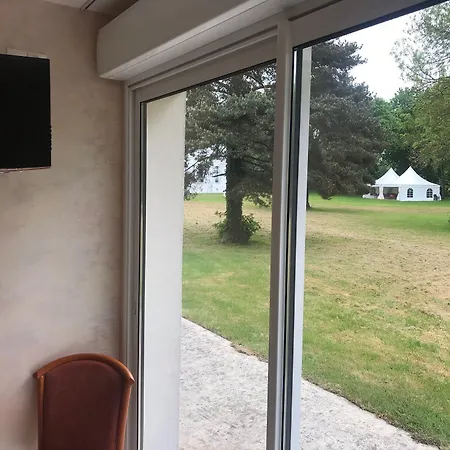 Du Chatel Les Billettes Hotell