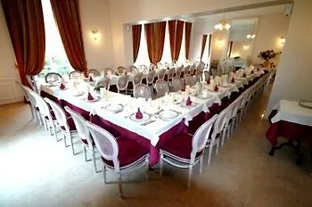 Du Chatel Les Billettes ホテル Nangis